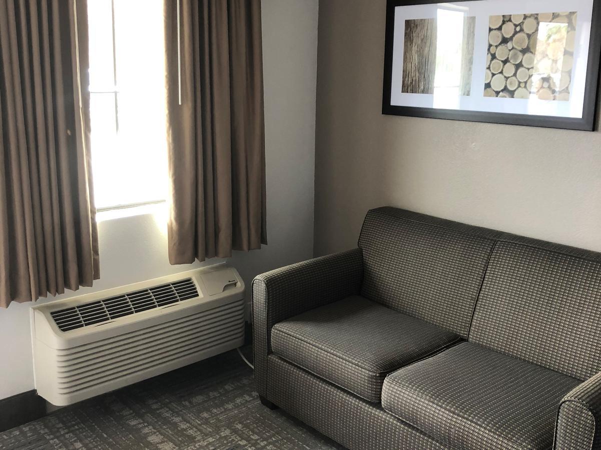 Executive And Motel 2*